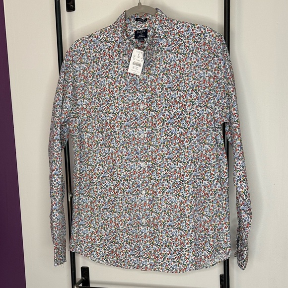 J.Crew Slim Untucked Floral Button-Down Shirt | Flex Washed | Size M | NWT - Picture 2 of 4